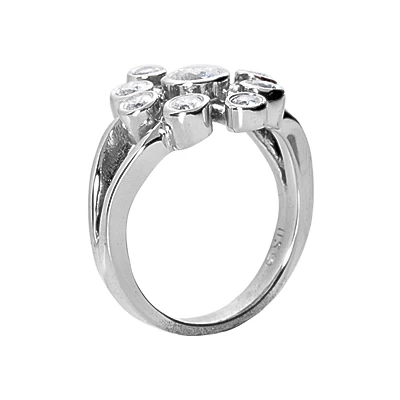 14K White Gold Diamond Right Hand Ring 0.69ct 5 14K White Gold Diamond Right Hand Ring 0.69ct - Image 3