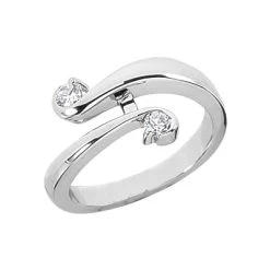 14K White Gold Right Hand Ladies Diamond Ring 0.20ct