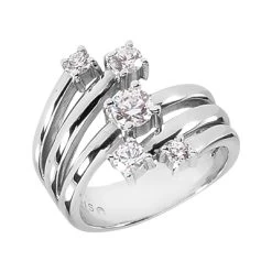 18K White Gold Round Diamond Right Hand Ladies Ring 0.59ct 19.9mm